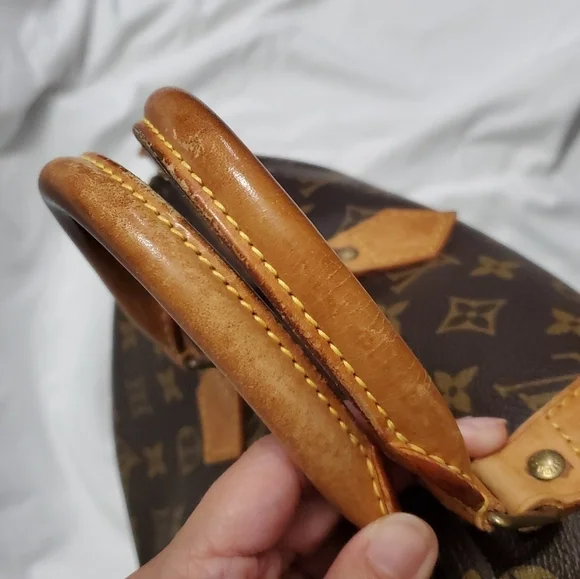 Authentic Classic Louis Vuitton Monogram Canvas Top Handle Bag - Picture 10 of 12